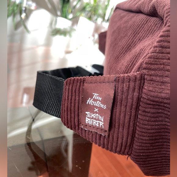 Tim Biebs Special Edition Tim Hortons Fanny Pack/Cross Body Bag - Picture 6 of 8
